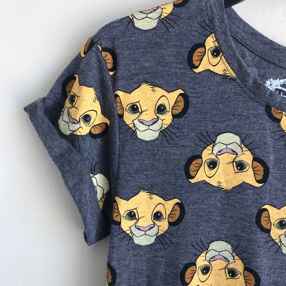 Disney Tops - NWOT Simba Disney Lion King Top